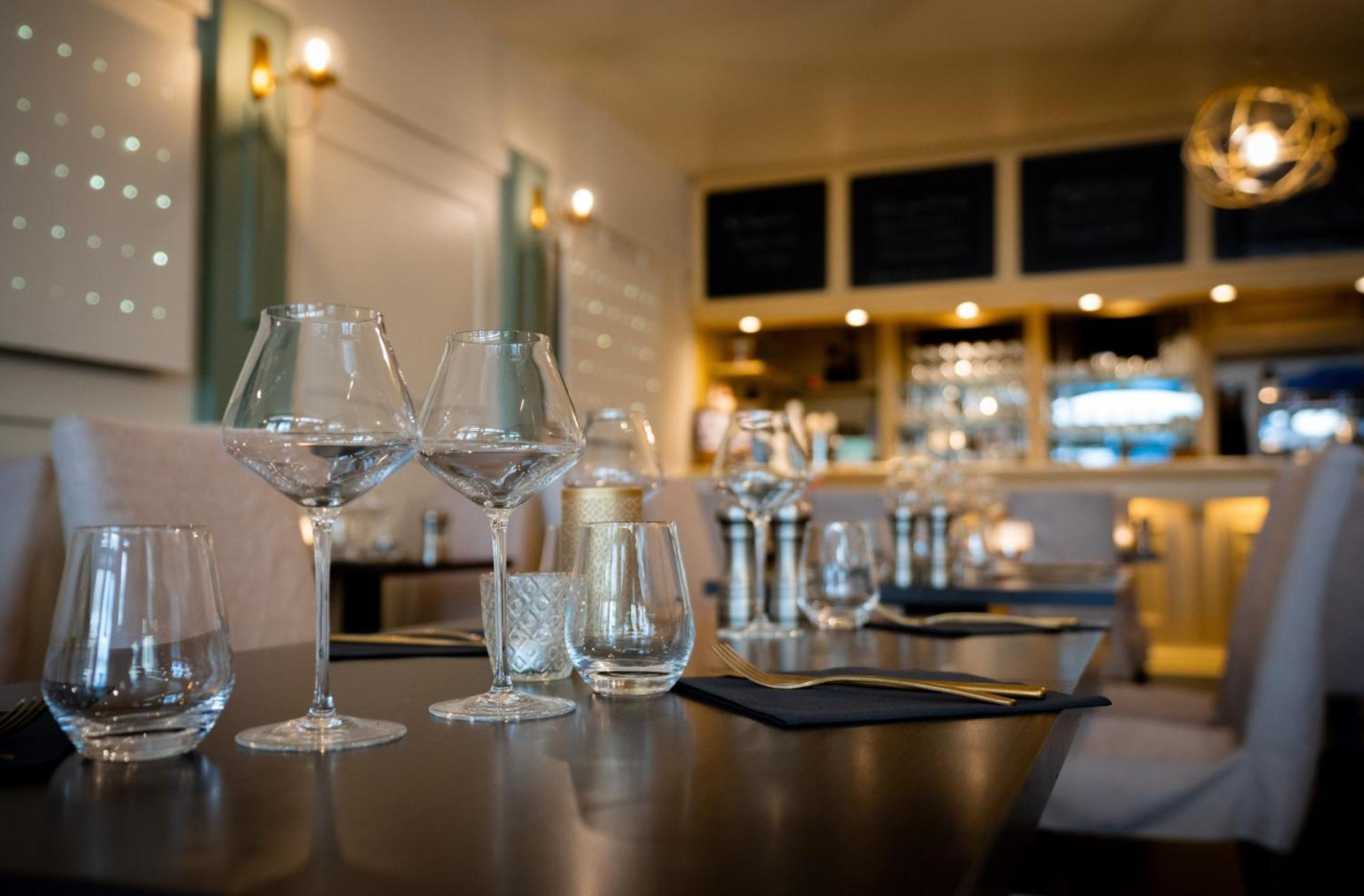 Hotel Restaurant L'Industrie Сент Омер Екстериор снимка