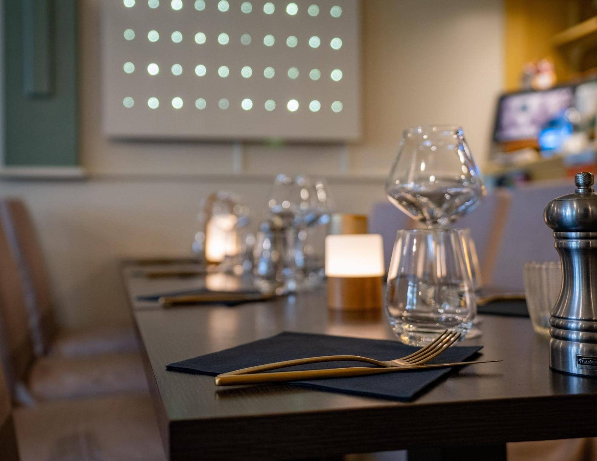 Hotel Restaurant L'Industrie Сент Омер Екстериор снимка