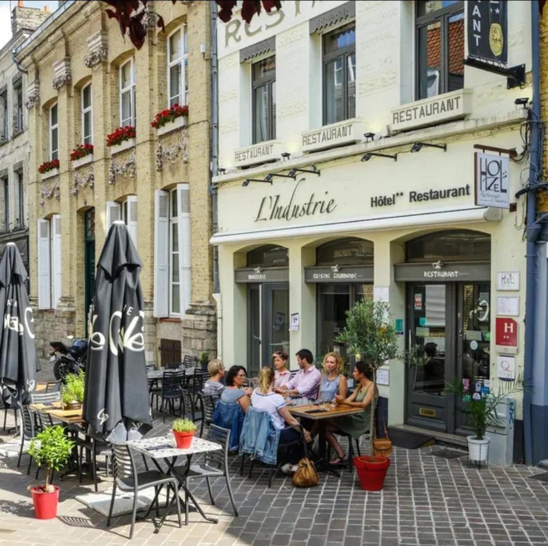 Hotel Restaurant L'Industrie Сент Омер Екстериор снимка